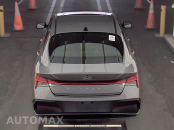 2025 Hyundai Elantra SEL Convenience - miniatura 5