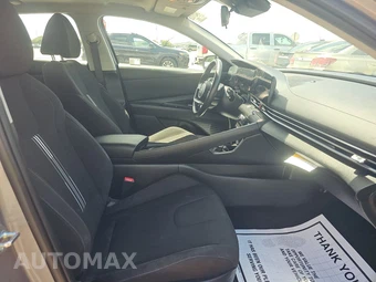 2025 Hyundai Elantra SEL Convenience - miniatura 8