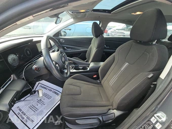 2025 Hyundai Elantra SEL Convenience - miniatura 13