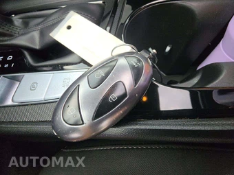 2025 Hyundai Elantra SEL Convenience - miniatura 8