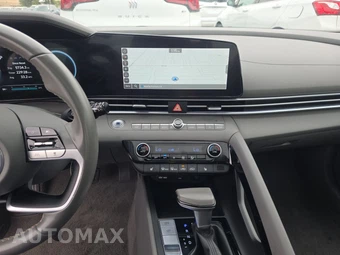 2025 Hyundai Elantra SEL Convenience - miniatura 11