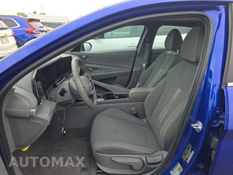 2025 Hyundai Elantra SEL Convenience - miniatura 7