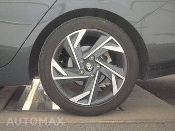 2025 Hyundai Elantra SEL Convenience - miniatura 12