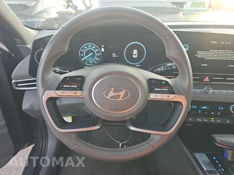 2025 Hyundai Elantra SEL Convenience - miniatura 16