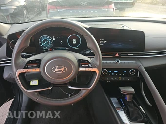 2025 Hyundai Elantra SEL Convenience - miniatura 17