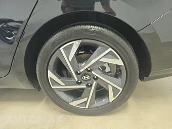 2025 Hyundai Elantra SEL Convenience - miniatura 11