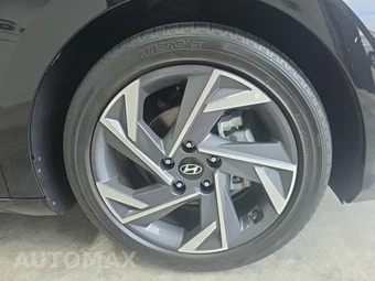 2025 Hyundai Elantra SEL Convenience - miniatura 9