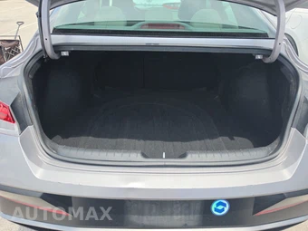 2025 Hyundai Elantra SEL Convenience - miniatura 23