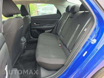 2025 Hyundai Elantra SEL Convenience - miniatura 13