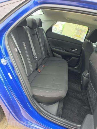 2025 Hyundai Elantra SEL Convenience - miniatura 16