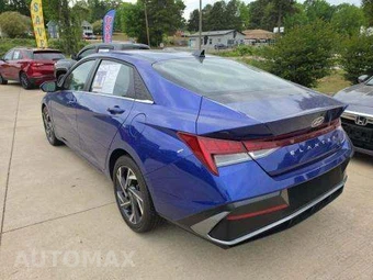 2025 Hyundai Elantra SEL Convenience - miniatura 2