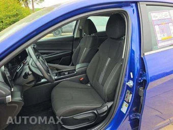 2025 Hyundai Elantra SEL Convenience - miniatura 6