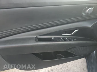 2025 Hyundai Elantra SEL Convenience - miniatura 15