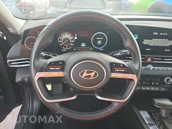 2025 Hyundai Elantra SEL Convenience - miniatura 16
