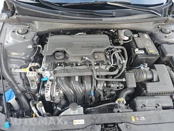 2025 Hyundai Elantra SEL Convenience - miniatura 22