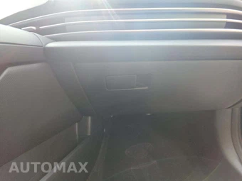 2025 Hyundai Elantra SEL Convenience - miniatura 16