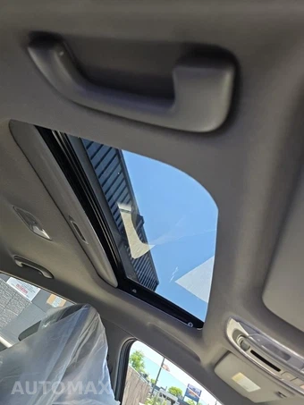 2025 Hyundai Elantra SEL Convenience - miniatura 17