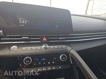 2025 Hyundai Elantra SEL Convenience - miniatura 10