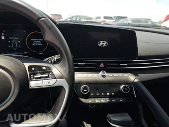 2025 Hyundai Elantra SEL Convenience - miniatura 17