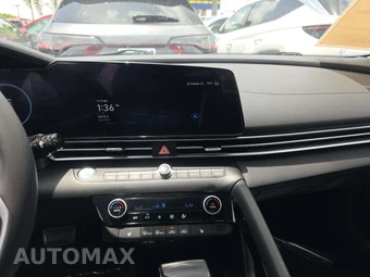 2025 Hyundai Elantra SEL Convenience - miniatura 10