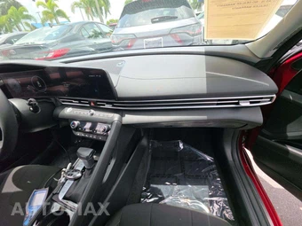 2025 Hyundai Elantra SEL Convenience - miniatura 19