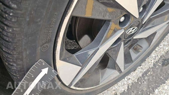 2025 Hyundai Elantra SEL Convenience - miniatura 32