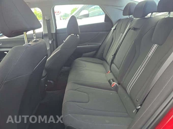 2025 Hyundai Elantra SEL Convenience - miniatura 13