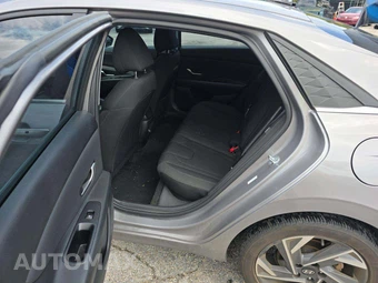 2025 Hyundai Elantra SEL Convenience - miniatura 13