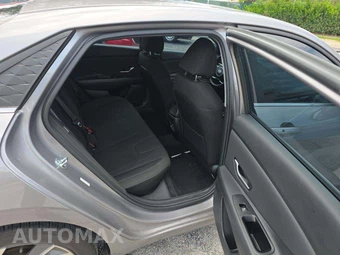 2025 Hyundai Elantra SEL Convenience - miniatura 16