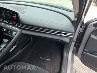 2025 Hyundai Elantra SEL Convenience - miniatura 19
