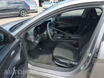 2025 Hyundai Elantra SEL Convenience - miniatura 6