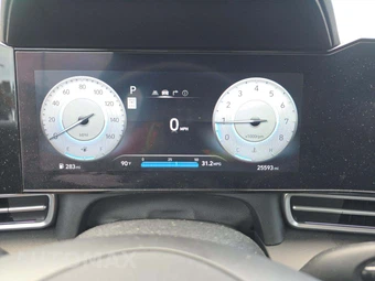 2025 Hyundai Elantra SEL Convenience - miniatura 9