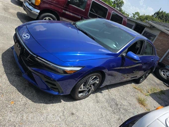 2025 Hyundai Elantra SEL Convenience