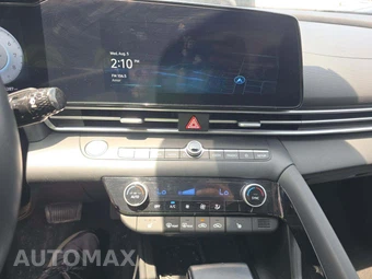 2025 Hyundai Elantra SEL Convenience - miniatura 10