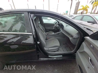 2025 Hyundai Elantra SEL Convenience - miniatura 18