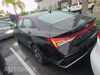 2025 Hyundai Elantra SEL Convenience - miniatura 2