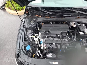2025 Hyundai Elantra SEL Convenience - miniatura 21