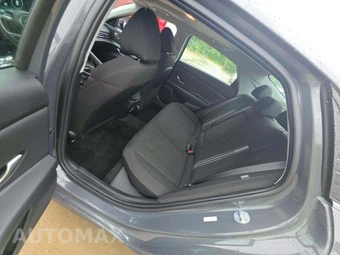 2025 Hyundai Elantra SEL Convenience - miniatura 13