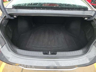 2025 Hyundai Elantra SEL Convenience - miniatura 14