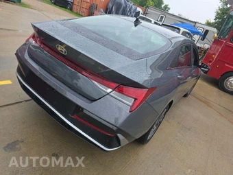 2025 Hyundai Elantra SEL Convenience - miniatura 3