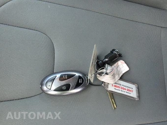 2025 Hyundai Elantra SEL Convenience - miniatura 13