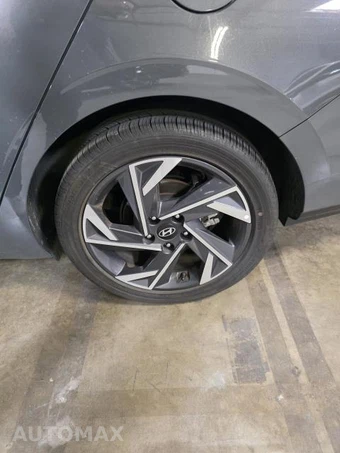 2025 Hyundai Elantra SEL Convenience - miniatura 12