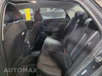 2025 Hyundai Elantra SEL Convenience - miniatura 19