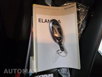 2025 Hyundai Elantra SEL Convenience - miniatura 23
