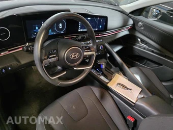 2025 Hyundai Elantra SEL Convenience - miniatura 4