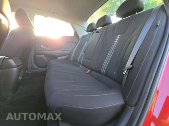2025 Hyundai Elantra SEL Convenience - miniatura 10