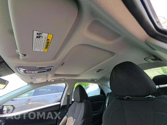 2025 Hyundai Elantra SEL Convenience - miniatura 11