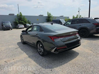 2025 Hyundai Elantra SEL Convenience - miniatura 2