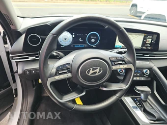2025 Hyundai Elantra SEL Convenience - miniatura 10