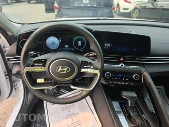 2025 Hyundai Elantra SEL Convenience - miniatura 11